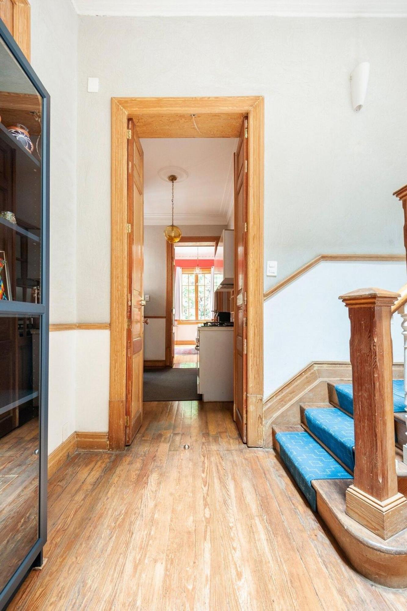 Apartment 2br W/ Terrace And Very Good Location *